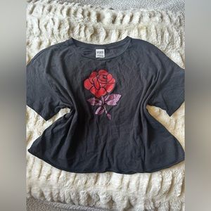 💓 Pink Victoria secret black bling rose top stretchy casual
